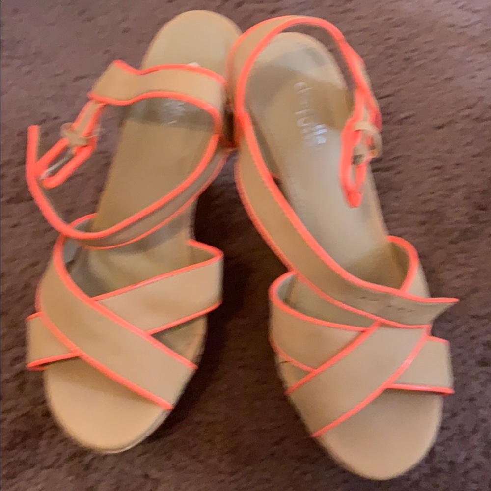 Chalette Russe Wedges